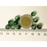 Zöld-Fehér :) 8mm roppantott üveggyöngy - 10db