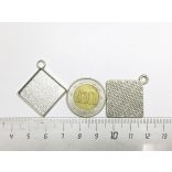 *CSÚCS* Szögletes medál-alap - antik ezüst (20mm)