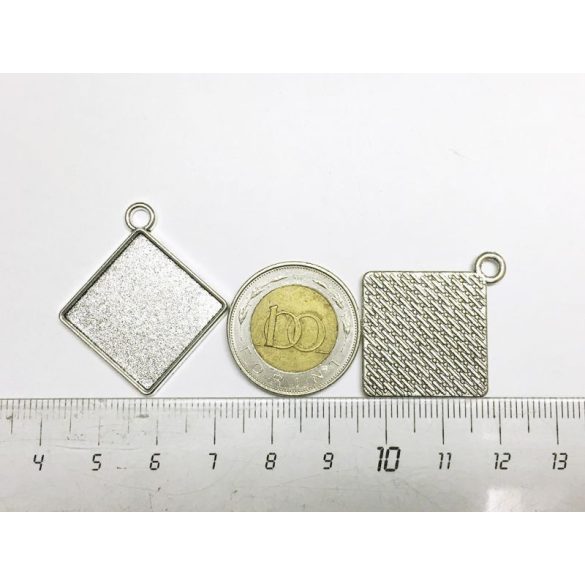 *CSÚCS* Szögletes medál-alap - antik ezüst (20mm)