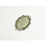 Antik ezüst összekötő díszes medál-alap (25x18mm)