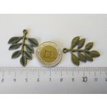 Zöld patinás bronz leveles ág