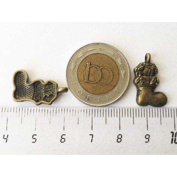 Antik bronz csizma