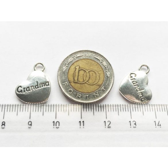 *Grandma* szívecske - antik ezüst (17mm)