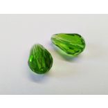 Csiszolt csepp alakú üveggyöngy-pár - Zöld - 15x10mm