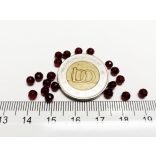 Meggypiros - Csiszolt üveggyöngy - 4x3mm Abacus - 20db