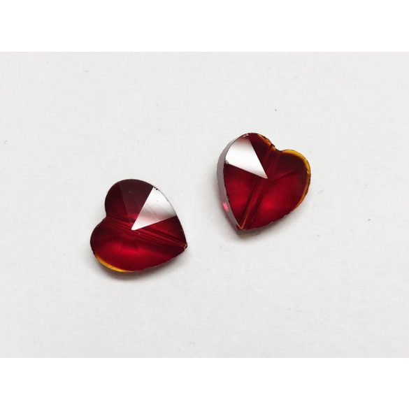 Csiszolt szív gyöngy -  piros (10mm)