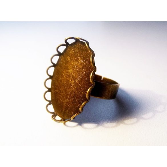 Antik bronz, csipkézett, ovális gyűrű-alap - 25x18mm