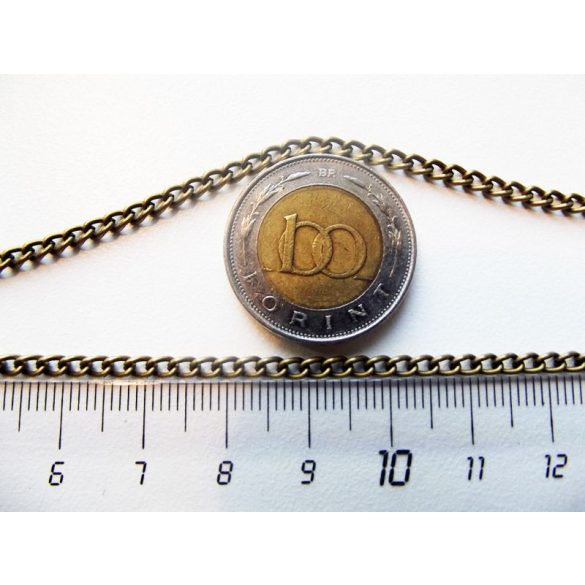 Antik bronz színű csavartszemű lánc (3,7x2,5mm) 1m
