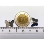 Lepke charm ezüst színű (13mm)