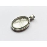 Antik ezüst színű Ovális medál-alap (25x18mm)