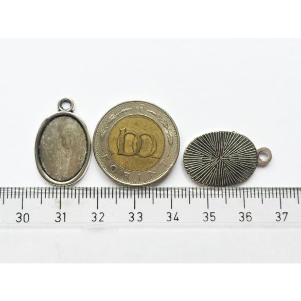 Ovális medál - antik ezüst sz. (18x13mm)