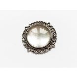 Antik ezüst színű díszes kerek medál alap (20mm)