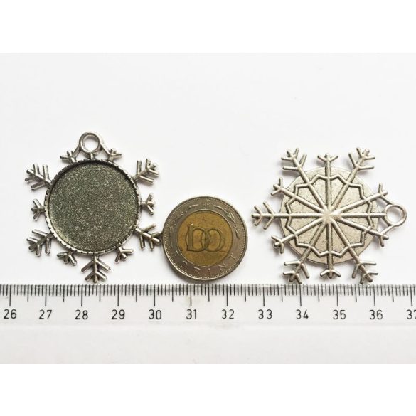 Antik ezüst színű HÓPIHE mintájú medál alap (25mm)