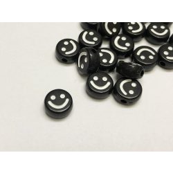 Fekete alapon fehér NAGY Smiley face akril gyöngy (10mm)