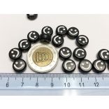 Fekete alapon fehér NAGY Smiley face akril gyöngy (10mm)